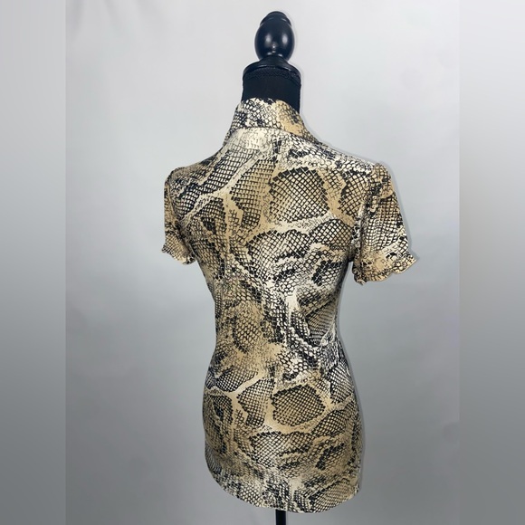 Blouse Top Snakeskin Pattern Small Stretch Ruffle Short Sleeve - Picture 8 of 11